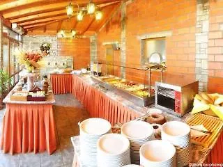 Otel Martha's Haus Gerakini
