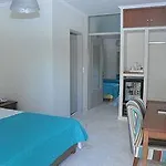 Martha's Haus Hotel Yerakini